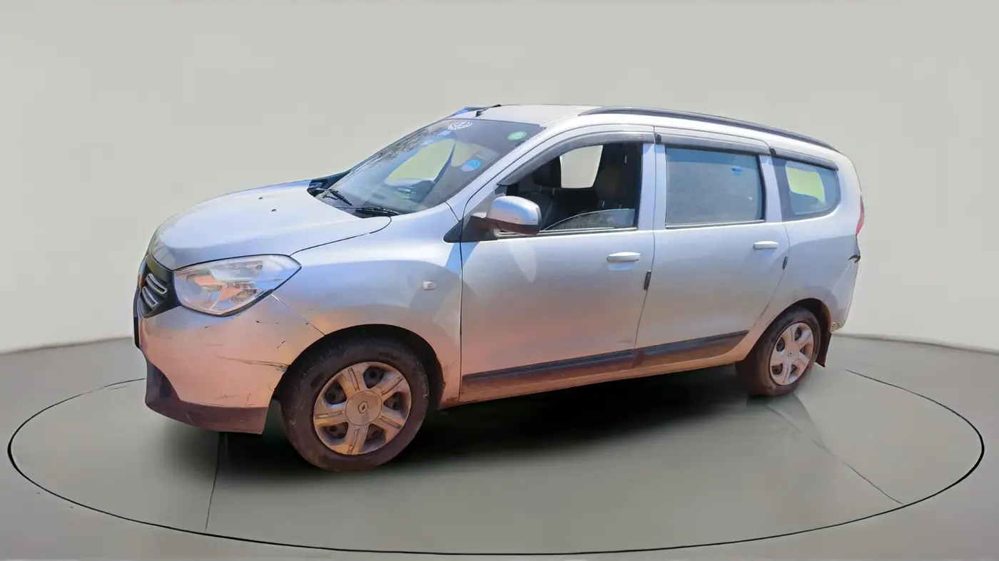 2015 Renault Lodgy 110 PS RXL 7 STR, Diesel, Manual, 1,42,674 km, exterior