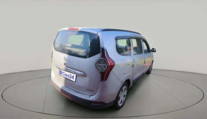 2015 Renault Lodgy 110 PS RXL 7 STR, Diesel, Manual, 1,42,674 km, exterior