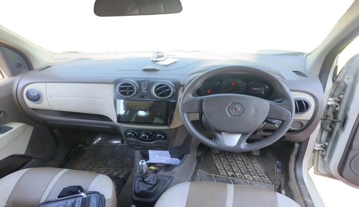 2015 Renault Lodgy 110 PS RXL 7 STR, Diesel, Manual, 1,42,674 km, interior