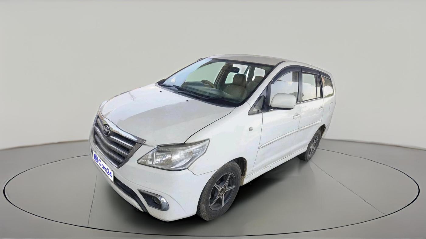 2013 Toyota Innova 2.5 G2 8STR, Diesel, Manual, 1,27,929 km, exterior