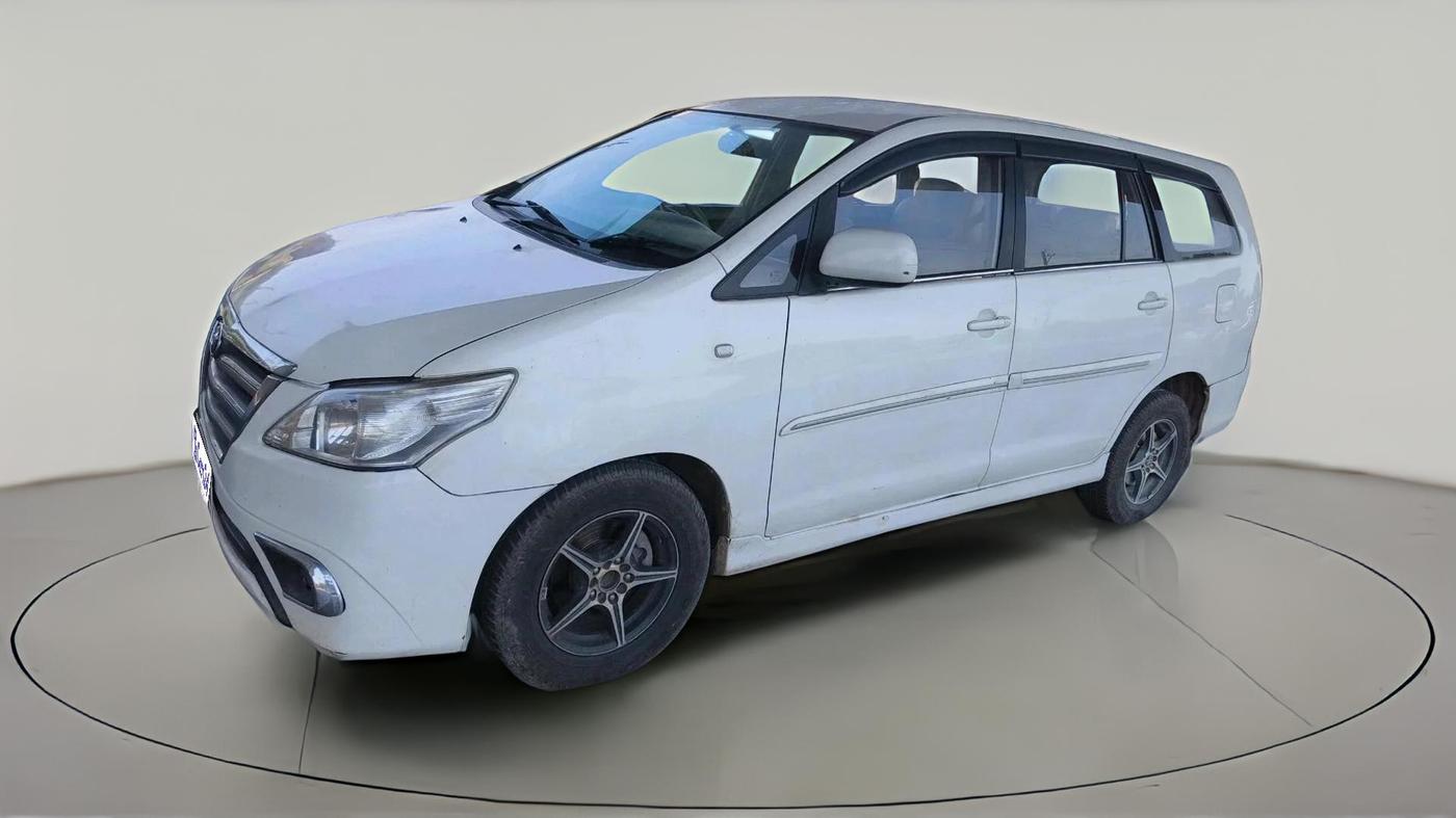 2013 Toyota Innova 2.5 G2 8STR, Diesel, Manual, 1,27,929 km, exterior
