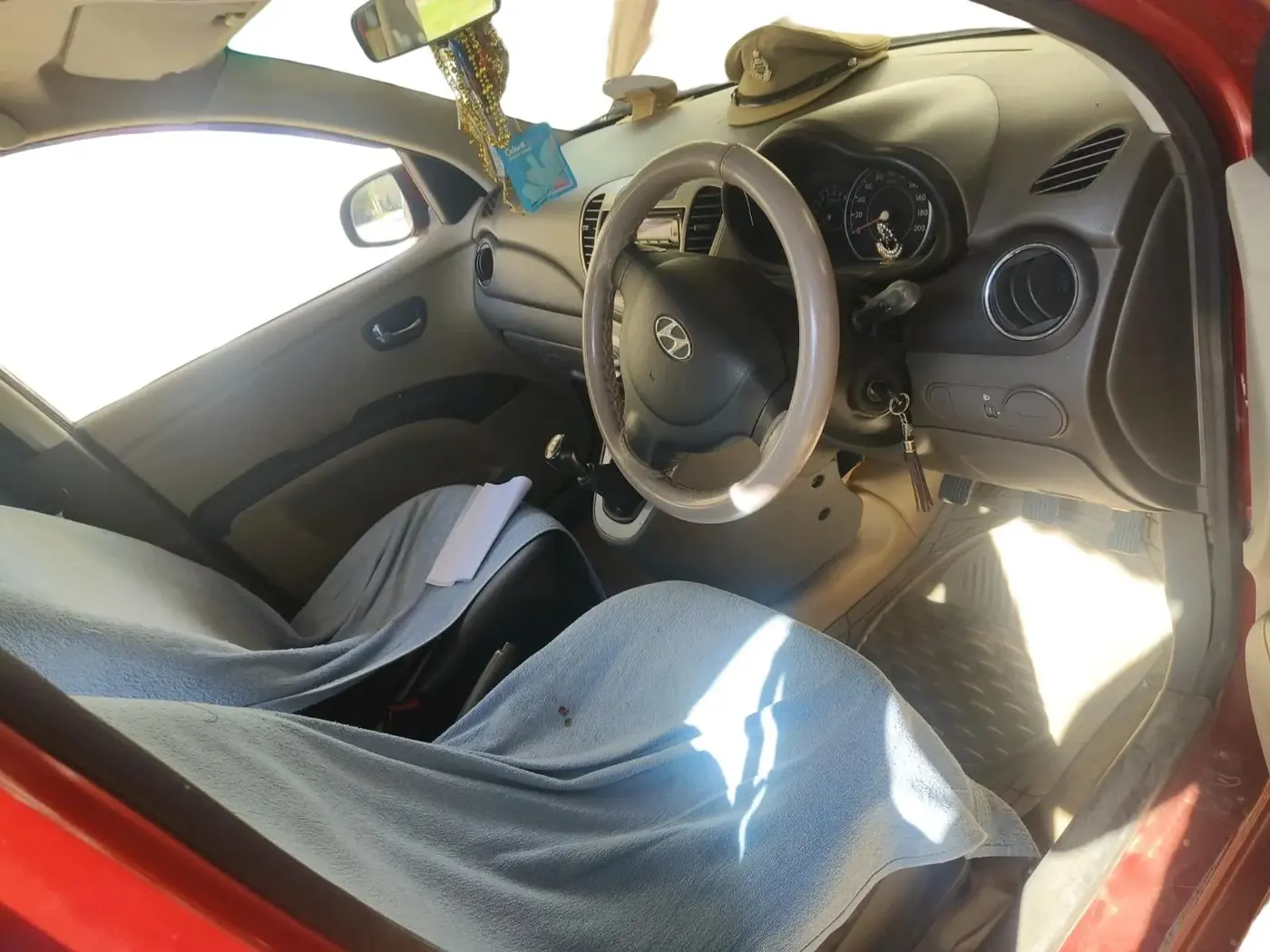 2013 Hyundai Grand i10 MAGNA 1.2 KAPPA VTVT, Petrol, Manual, 69,000 km, interior
