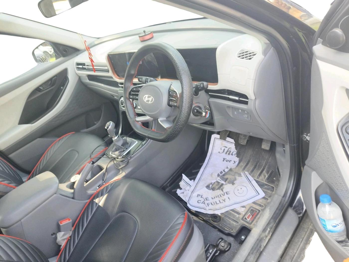 2025 Hyundai Creta E 1.5 PETROL, Petrol, Manual, 9,948 km, interior