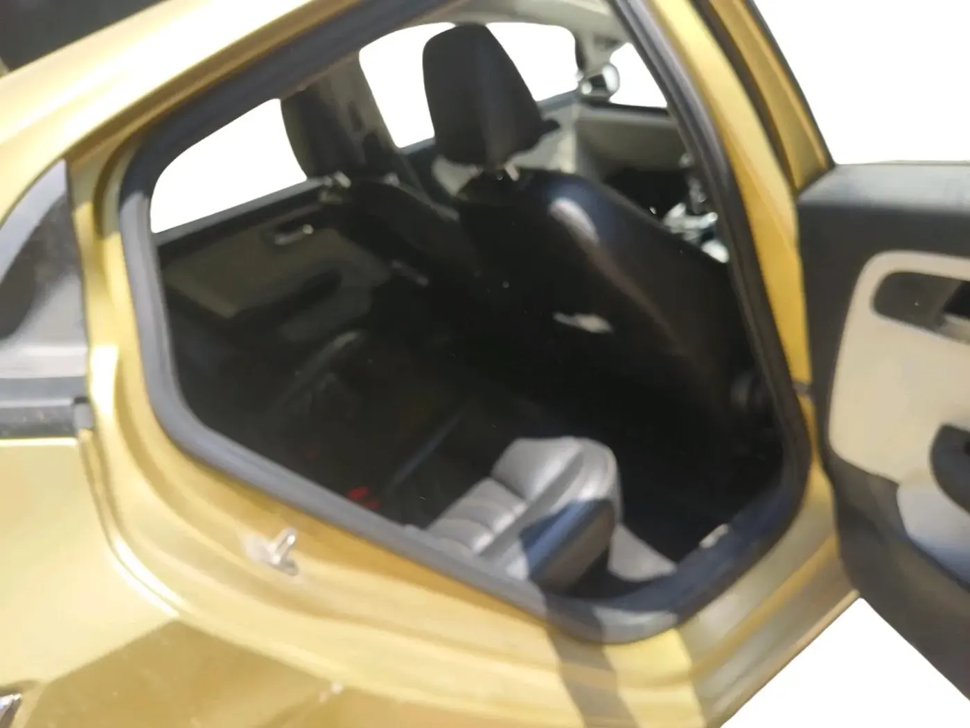 2022 Tata ALTROZ XZ PETROL, Petrol, Manual, 34,233 km, interior