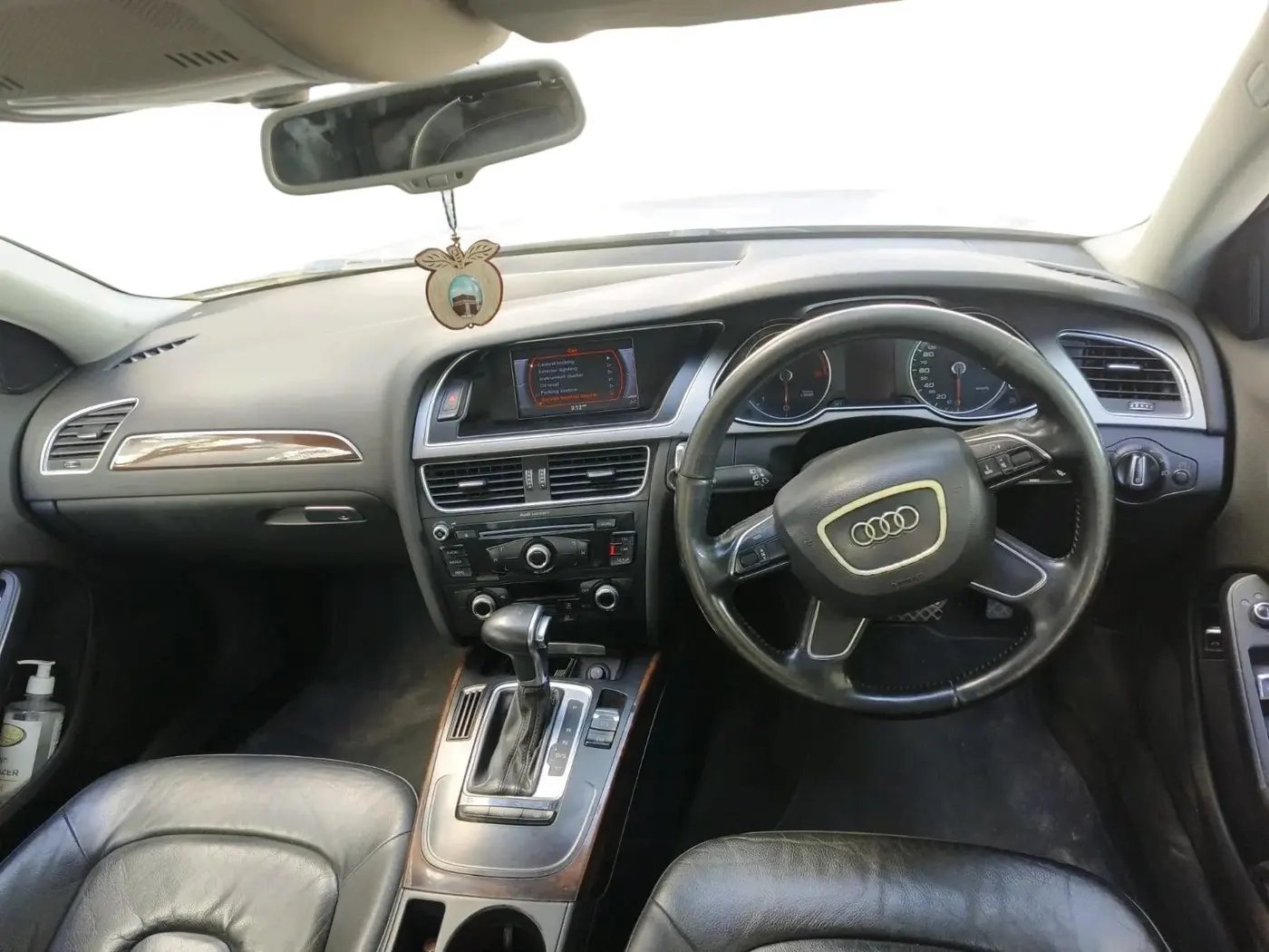 2012 Audi A4 2.0 TDI, Diesel, Automatic, 77,678 km, interior