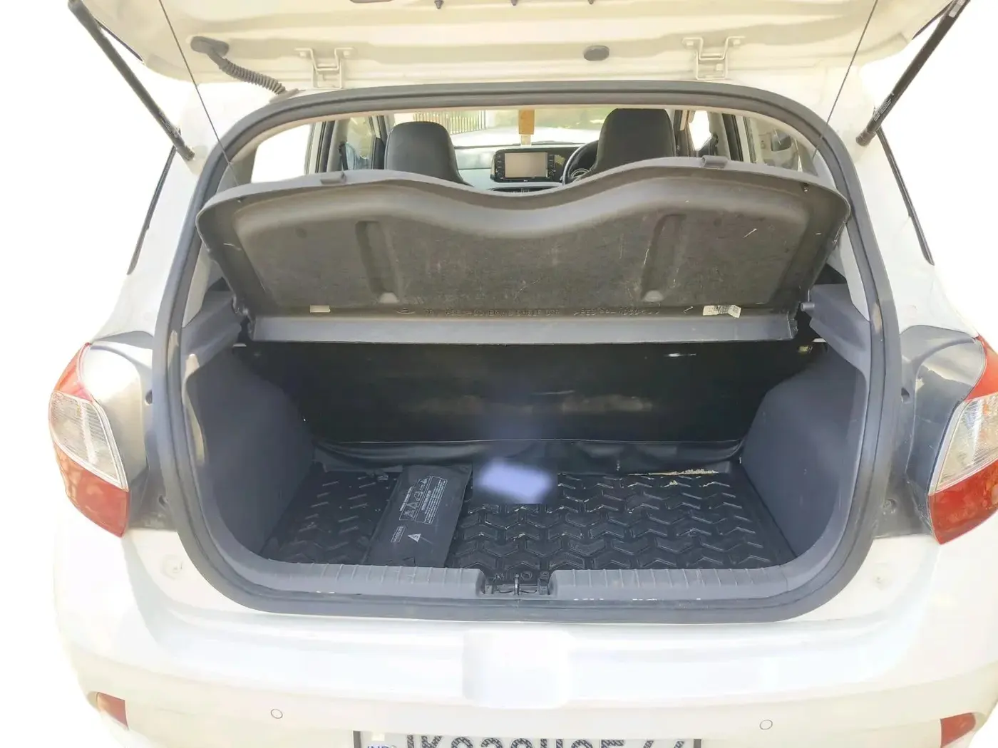 2021 Hyundai GRAND I10 NIOS SPORTZ 1.2 KAPPA VTVT, Petrol, Manual, 19,185 km, exterior