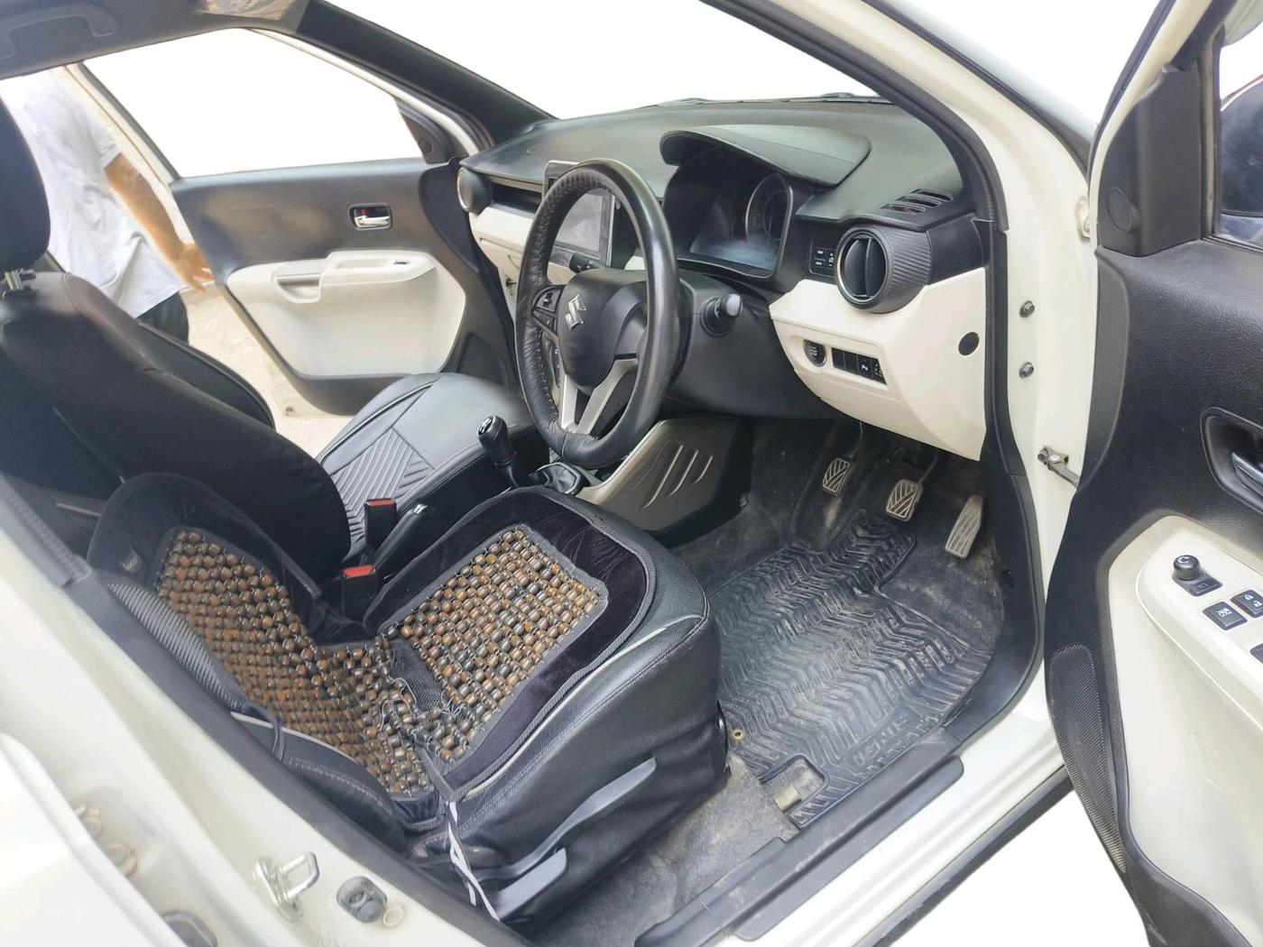 2018 Maruti IGNIS ALPHA 1.2, Petrol, Manual, 23,808 km, interior