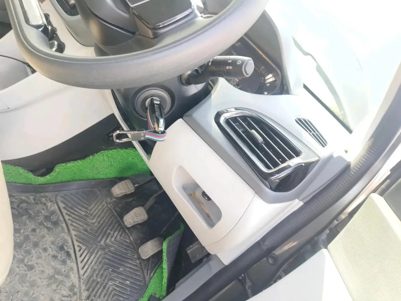 2025 Tata Tiago XT PETROL, Petrol, Manual, 7,540 km, interior