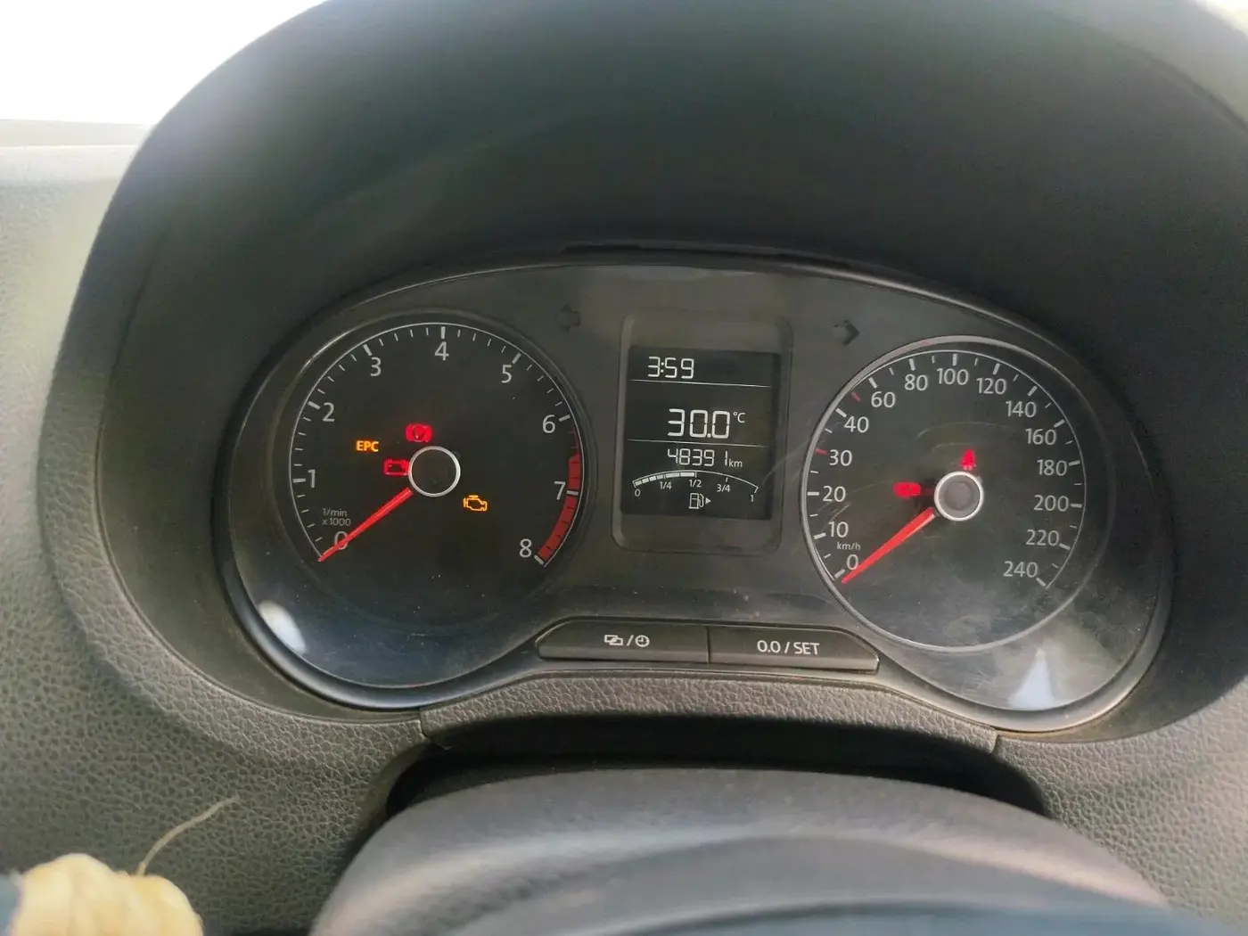 2019 Volkswagen Ameo TRENDLINE 1.0L, Petrol, Manual, 48,391 km, interior