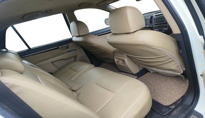 2012 Hyundai Santa Fe 2 WD, Diesel, Manual, 1,01,629 km, interior