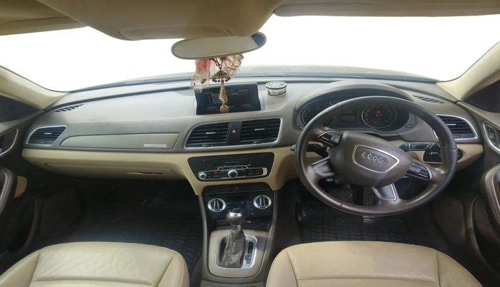 2015 Audi Q3 2.0 TDI, Diesel, Automatic, 1,22,618 km, interior