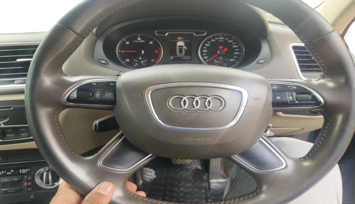2015 Audi Q3 2.0 TDI, Diesel, Automatic, 1,22,618 km, interior