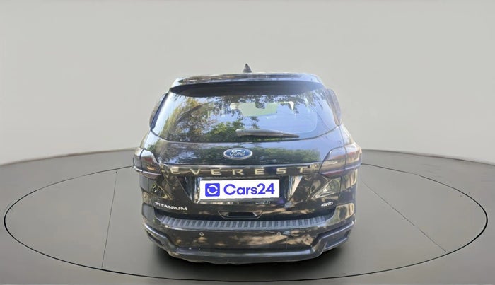 2016 Ford Endeavour TITANIUM 3.2 4X4 AT, Diesel, Automatic, 1,40,915 km, exterior