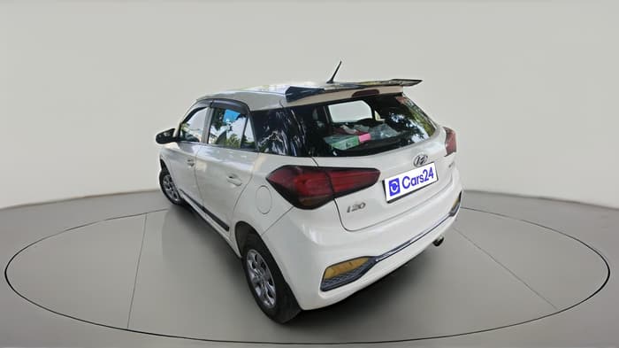 2018 Hyundai Elite i20 SPORTZ 1.2, Petrol, Manual, 1,08,799 km, exterior
