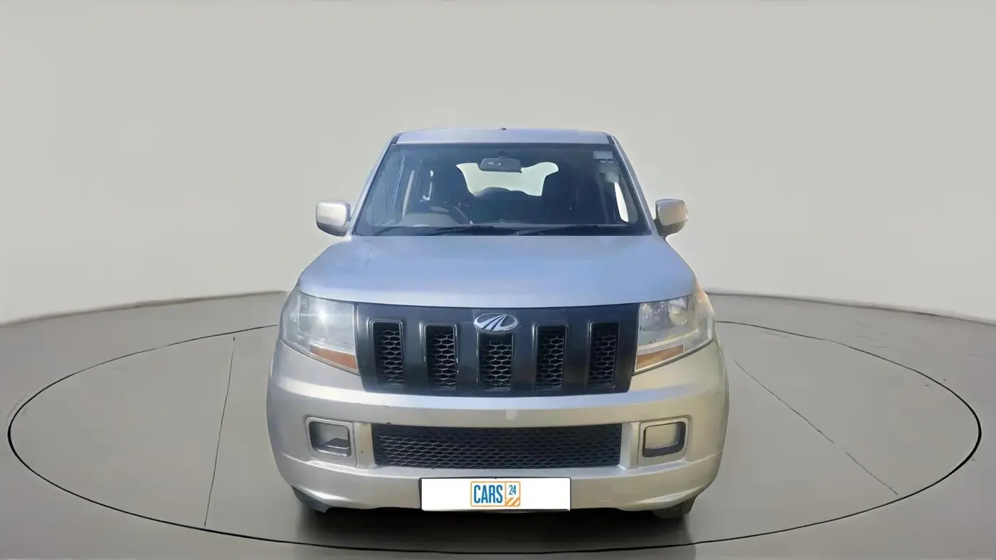 2015 Mahindra TUV300 T4, Diesel, Manual, 75,409 km, exterior