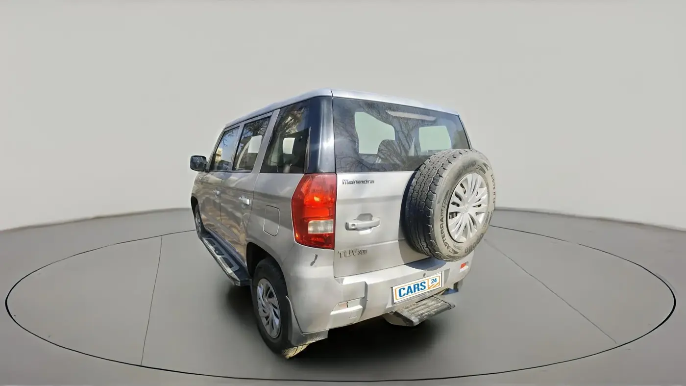 2015 Mahindra TUV300 T4, Diesel, Manual, 75,409 km, exterior