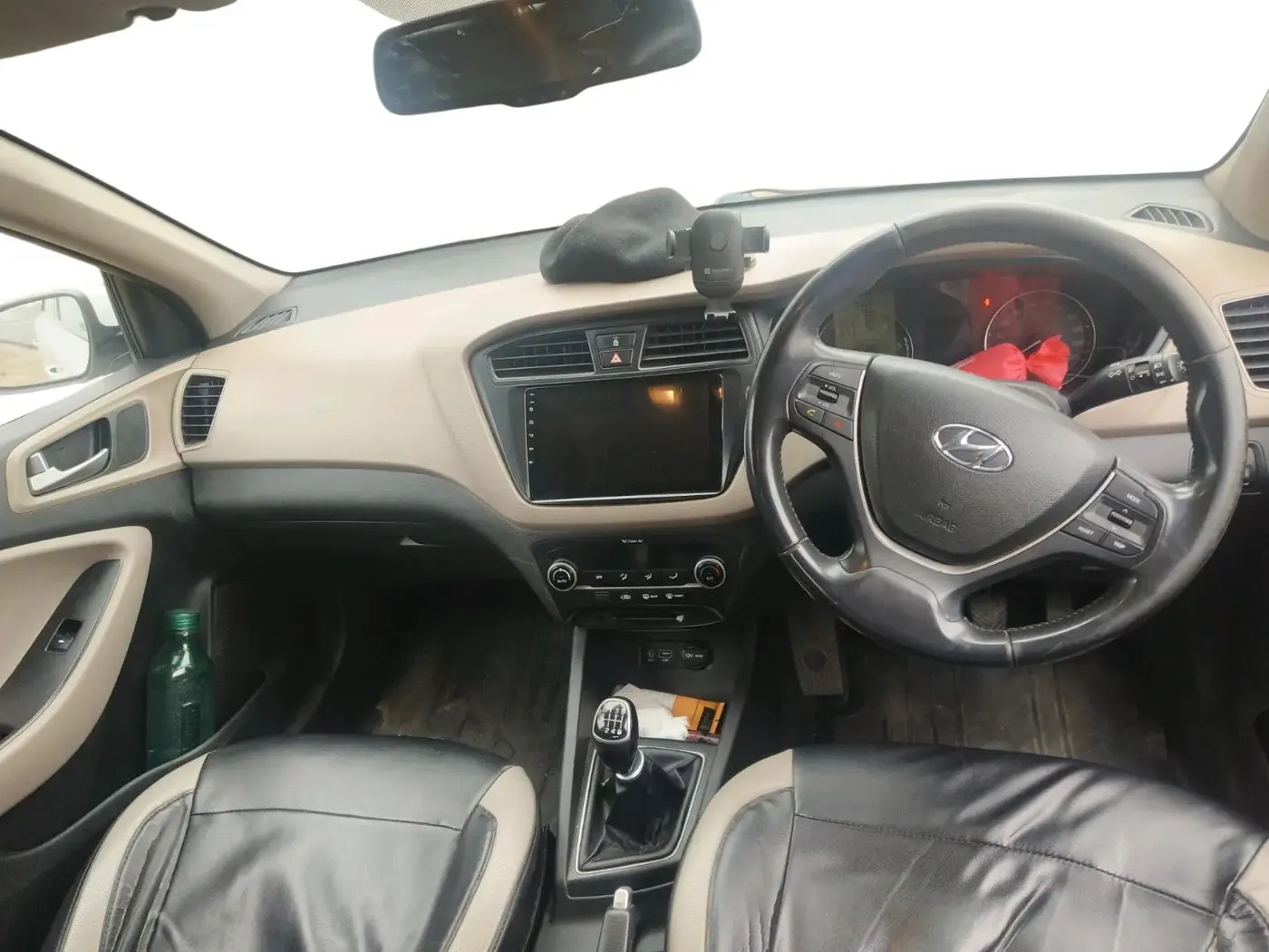 2014 Hyundai Elite i20 SPORTZ 1.4 CRDI, Diesel, Manual, 79,960 km, interior