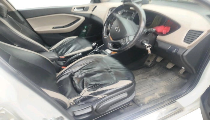 2014 Hyundai Elite i20 SPORTZ 1.4 CRDI, Diesel, Manual, 79,960 km, interior