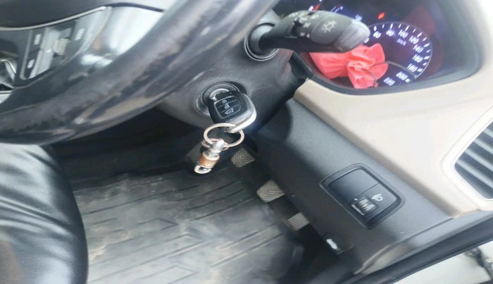 2014 Hyundai Elite i20 SPORTZ 1.4 CRDI, Diesel, Manual, 79,960 km, interior