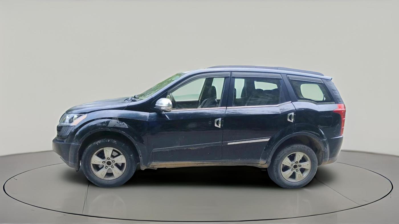 2013 Mahindra XUV500 W8, Diesel, Manual, 1,15,794 km, exterior