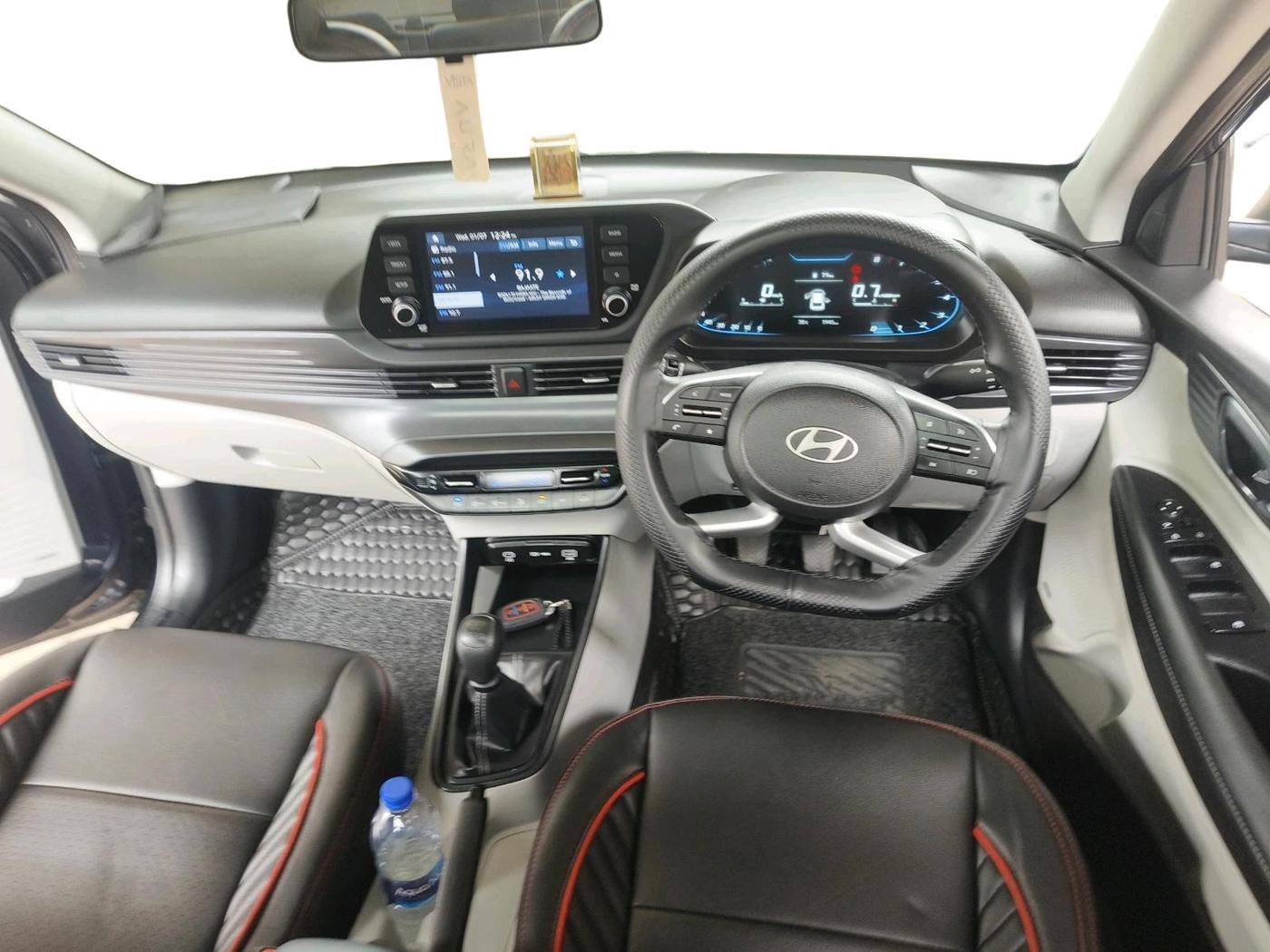2025 Hyundai NEW I20 Sportz (O) 1.2, Petrol, Manual, 1,940 km, interior