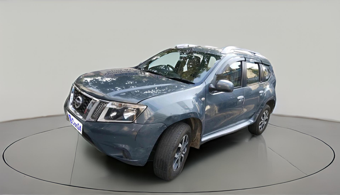 2014 Nissan Terrano XV D THP PREMIUM 110 PS, Diesel, Manual, 1,49,906 km, exterior