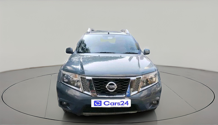 2014 Nissan Terrano XV D THP PREMIUM 110 PS, Diesel, Manual, 1,49,906 km, exterior