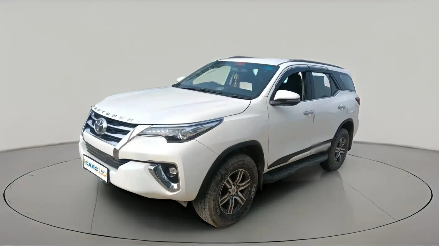 2018 Toyota Fortuner 2.8 4X2 MT, Diesel, Manual, 1,96,528 km, exterior