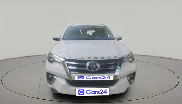 2018 Toyota Fortuner 2.8 4X2 MT, Diesel, Manual, 1,96,528 km, exterior