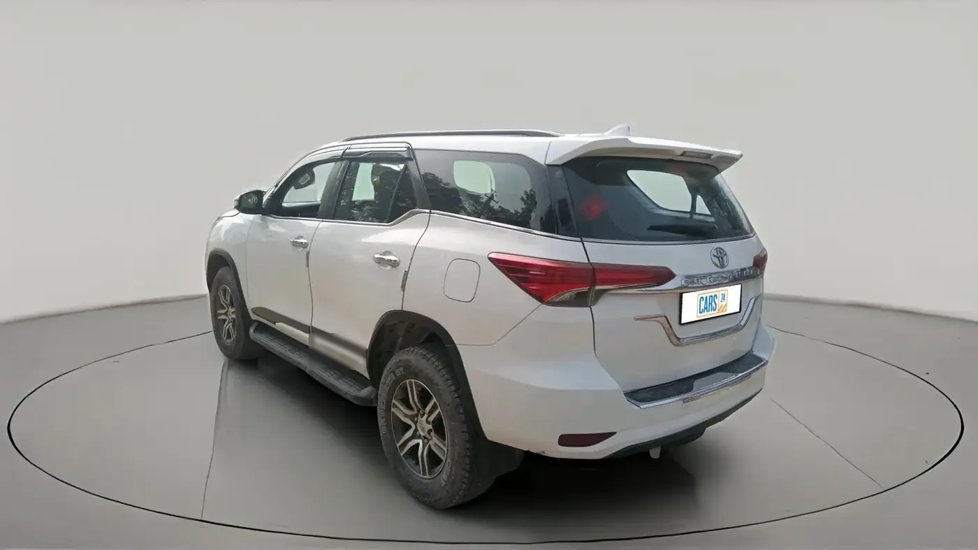 2018 Toyota Fortuner 2.8 4X2 MT, Diesel, Manual, 1,96,528 km, exterior