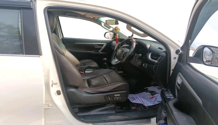 2018 Toyota Fortuner 2.8 4X2 MT, Diesel, Manual, 1,96,528 km, interior