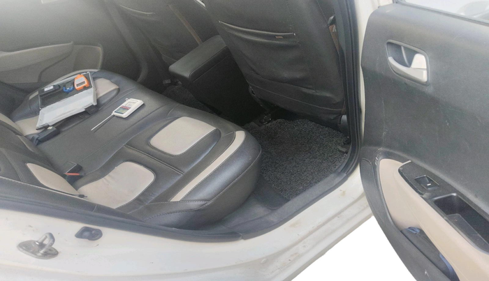2014 Hyundai Xcent S (O) 1.2, Petrol, Manual, 89,332 km, interior