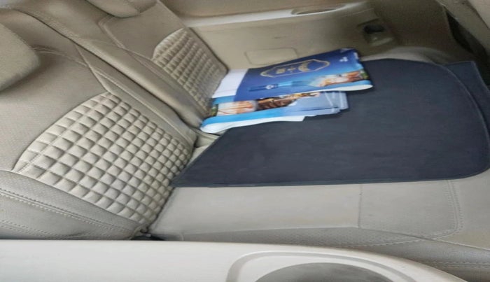 2023 Maruti Ertiga ZXI (O) CNG, CNG, Manual, 1,59,082 km, interior