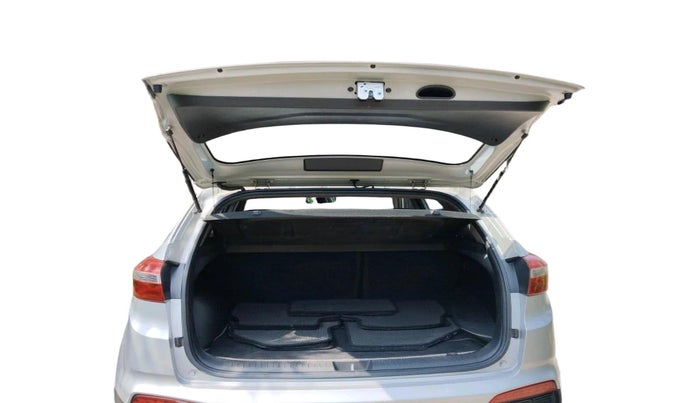 2016 Hyundai Creta SX PLUS AT 1.6 DIESEL, Diesel, Automatic, 1,35,450 km, exterior