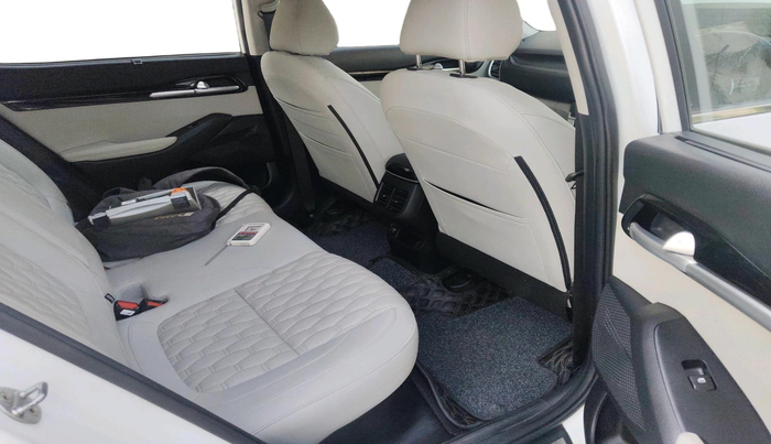 2021 KIA SELTOS HTX IVT 1.5 PETROL, Petrol, Automatic, 32,621 km, interior