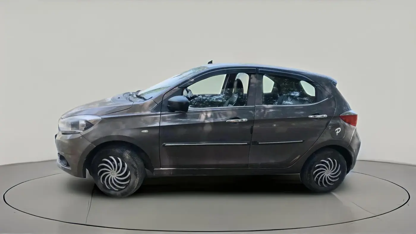 2017 Tata Tiago XM PETROL, Petrol, Manual, 90,884 km, exterior