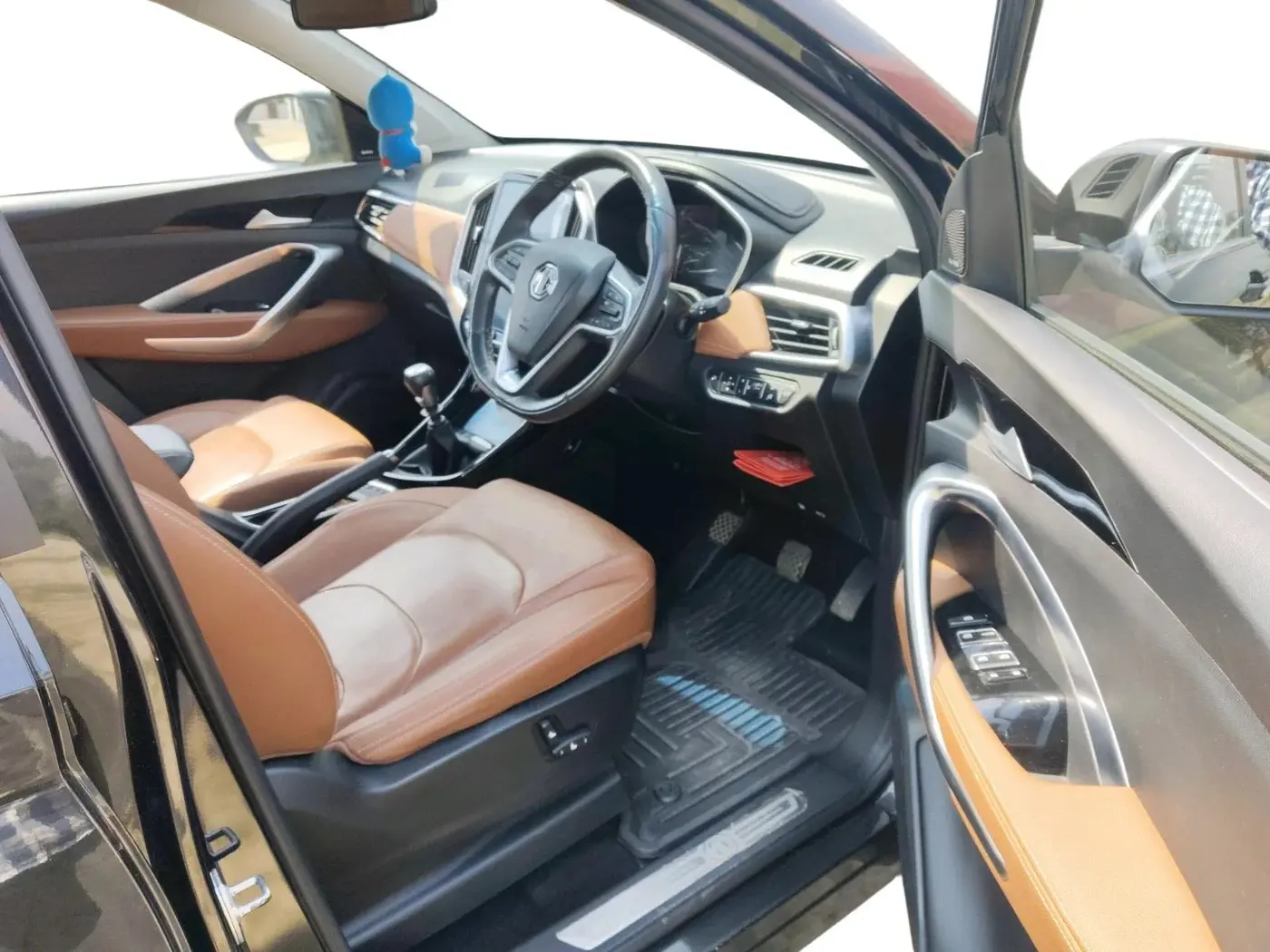 2021 MG HECTOR PLUS SHARP 2.0 DIESEL TURBO MT 6-STR, Diesel, Manual, 31,425 km, interior