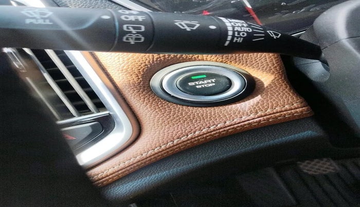 2021 MG HECTOR PLUS SHARP 2.0 DIESEL TURBO MT 6-STR, Diesel, Manual, 31,425 km, interior