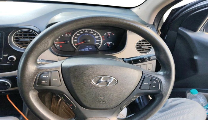 2017 Hyundai Grand i10 SPORTZ U2 1.2 CRDI, Diesel, Manual, 1,08,362 km, interior