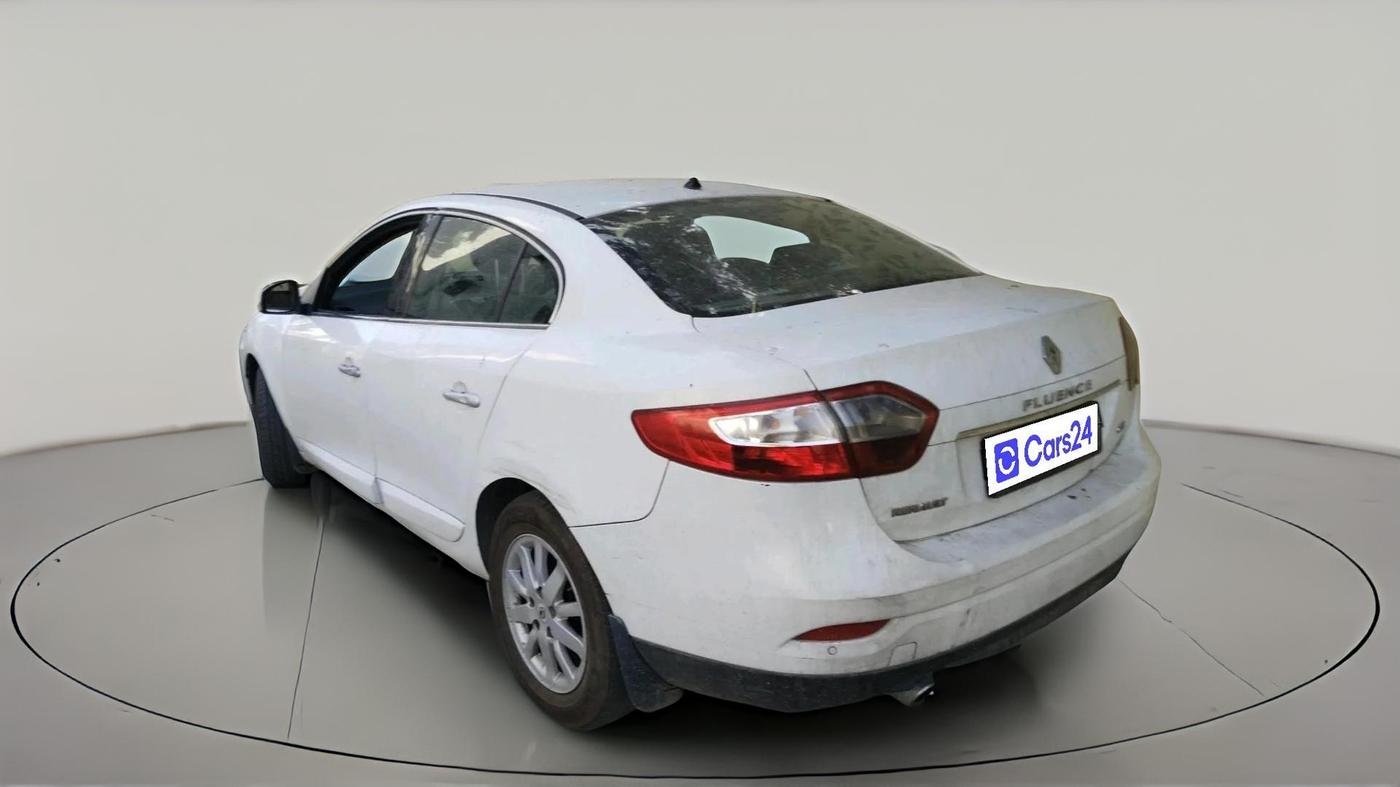 2013 Renault Fluence 1.5 E4, Diesel, Manual, 1,81,801 km, exterior