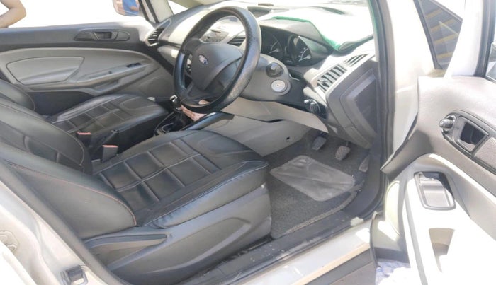 2015 Ford Ecosport AMBIENTE 1.5L DIESEL, Diesel, Manual, 1,25,303 km, interior