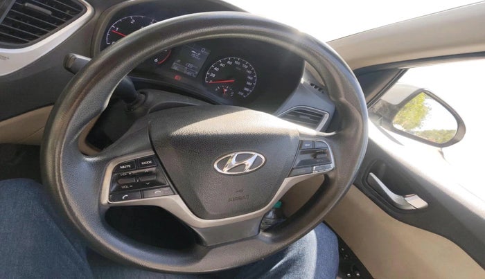 2018 Hyundai Verna 1.6 EX CRDI, Diesel, Manual, 54,857 km, interior