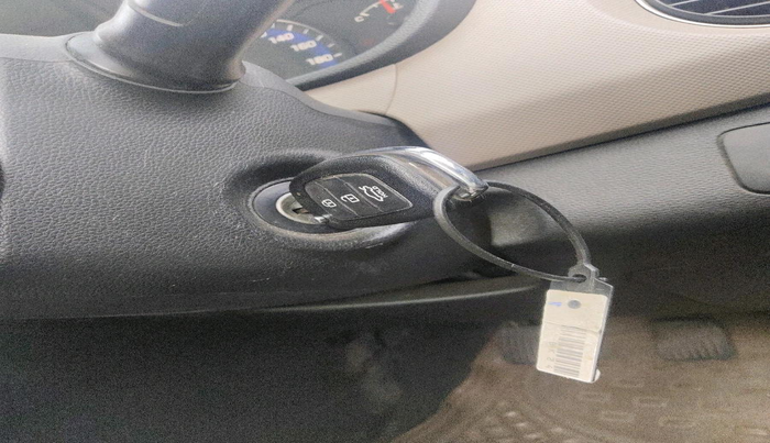 2014 Hyundai Xcent S (O) 1.2, Petrol, Manual, 92,280 km, interior