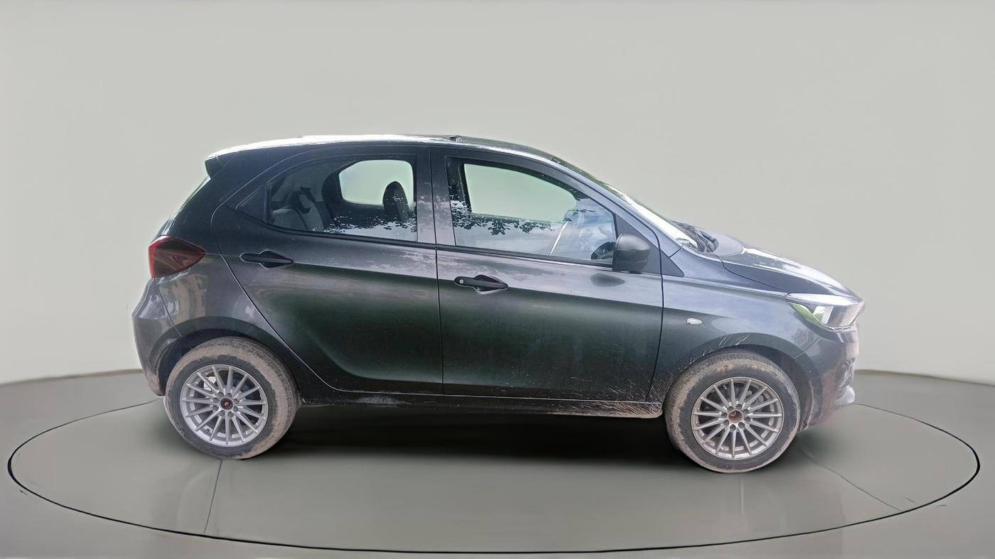 2025 Tata Tiago XE CNG, CNG, Manual, 15,355 km, exterior