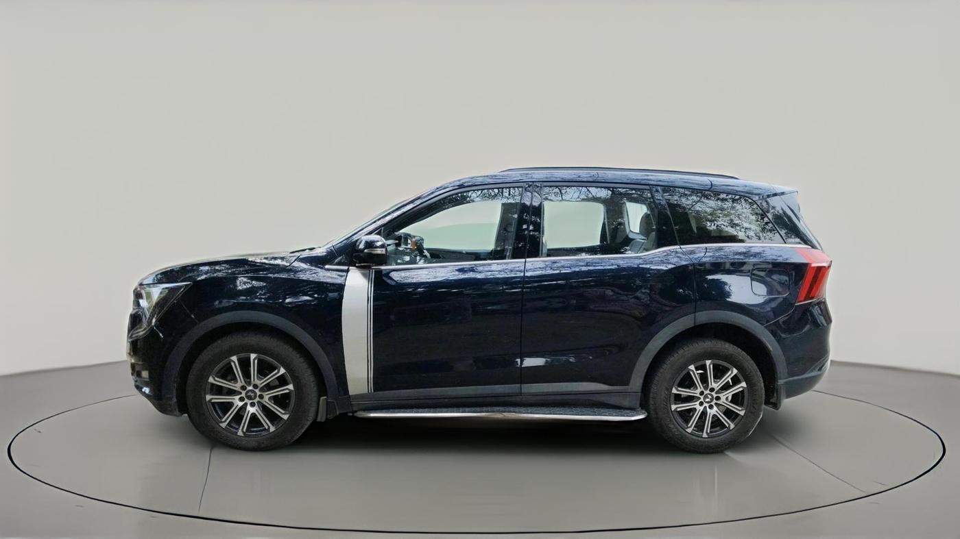 2022 Mahindra XUV700 AX 7 D MT 7 STR, Diesel, Manual, 59,846 km, exterior