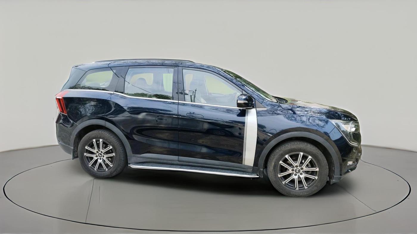 2022 Mahindra XUV700 AX 7 D MT 7 STR, Diesel, Manual, 59,846 km, exterior