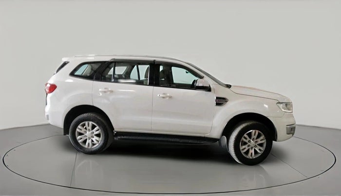 2017 Ford Endeavour TREND 2.2 4X2 AT, Diesel, Automatic, 1,18,238 km, exterior