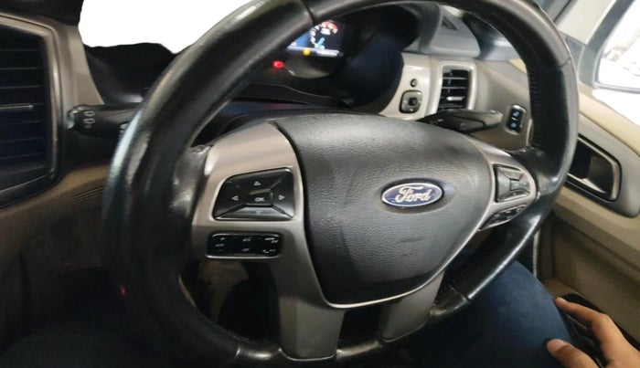 2017 Ford Endeavour TREND 2.2 4X2 AT, Diesel, Automatic, 1,18,238 km, interior