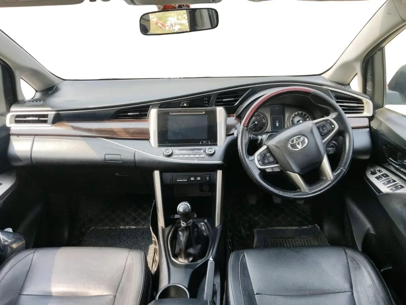 2019 Toyota Innova Crysta 2.4 ZX 7 STR, Diesel, Manual, 1,45,536 km, interior
