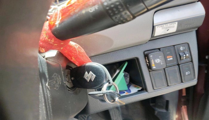 2012 Maruti Wagon R 1.0 VXI, Petrol, Manual, 1,42,812 km, interior